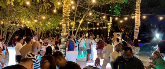 Bávaro Adventure Park La naturaleza gana protagonismo en los eventos y viajes de incentivos en Punta Cana .