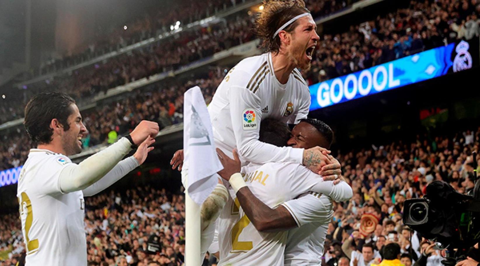 Real Madrid le ganó al Barcelona 2 a 0 y recuperó la punta de la Liga ...
