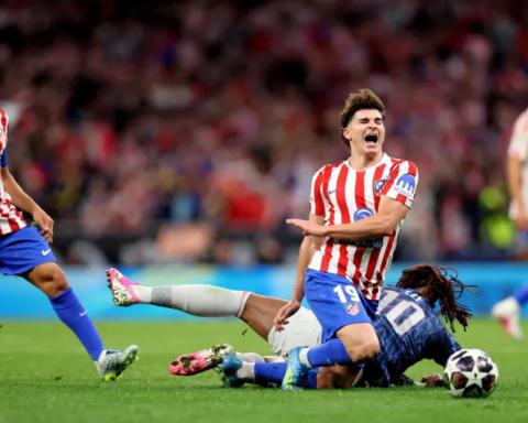 Atlético de Madrid empató ante Arsenal en Champions: gol de Julián Álvarez y preocupación por un golpe.