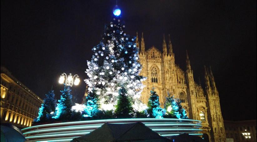 We took in the light of this "Tree of the Gift" that gives us the hope that we all need right now
