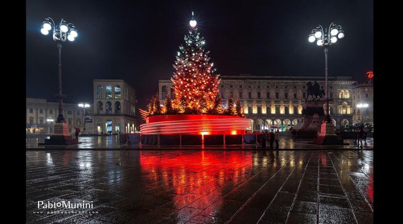  Tree of the Gift - We took in the light of this "Tree of the Gift" that gives us the hope that we all need right now - Foto: Pablo Munini @pablomunini 