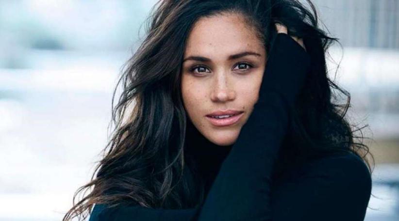 Meghan Markle para entrar a la familia real. ¡Se bautizó!