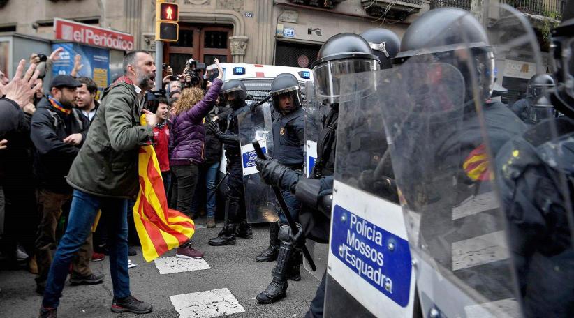 Concentraciones contra la detención de Puigdemont: tensión y detenciones en Barcelona