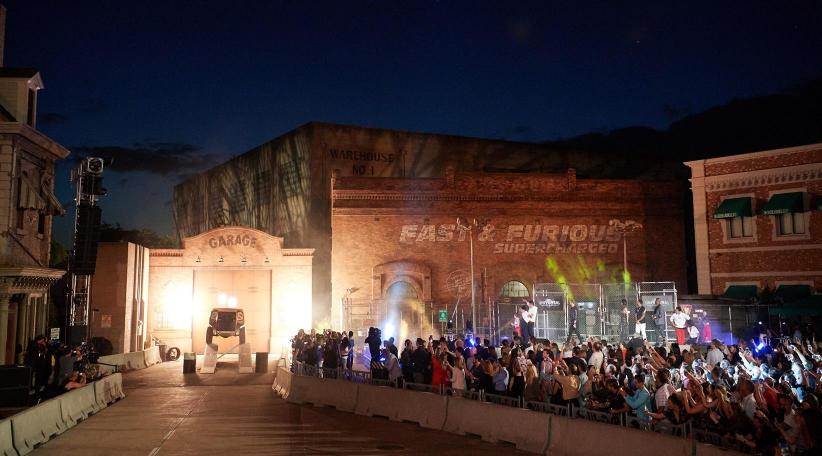 Las superestrellas de la franquicia de Fast &amp; Furious – la estrella y productor Vin Diesel (Dom), y las estrellas Chris "Ludacris" Bridges (Tej), Tyrese Gibson (Roman) y Jordana Brewster (Mia) celebraron la apertura de la nueva atracción de Universal Orlando Resort, Fast &amp; Furious - Supercharged. 