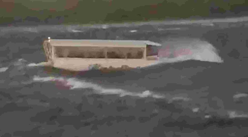 Nine US 'duck boat' victims from the same family