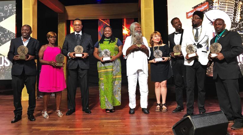 Se entregaron los premios "Inspire Awards" en el marco del Reggae Sumfest 2018. Montego Bay, Jamaica