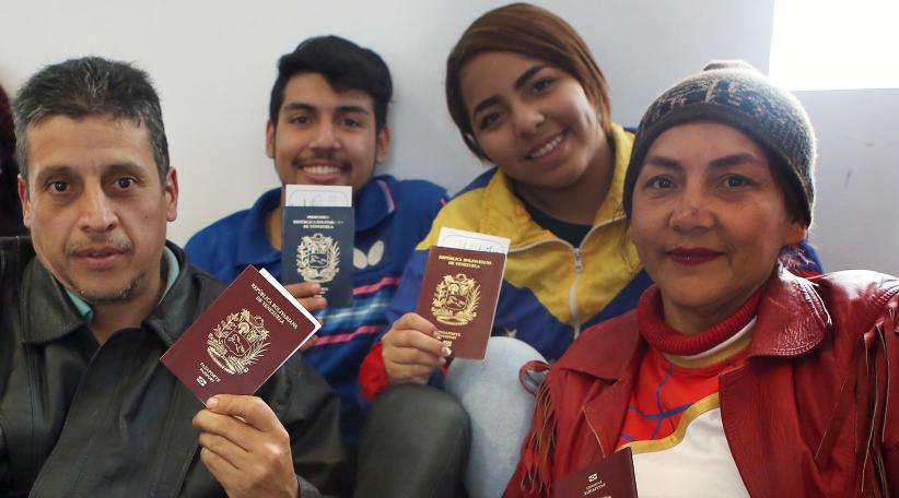 Vuelta a la Patria: venezolanos regresan a su país en aviones dispuestos por Nicolás Maduro
