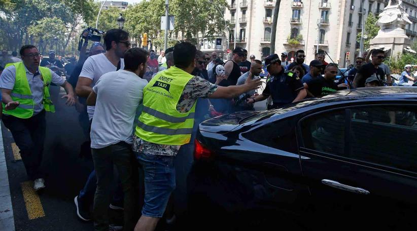 Uber y Cabify se van de Barcelona