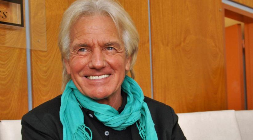 Sergio Denis se cayó en un recital, está grave, tiene fractura de cráneo y edema cerebral