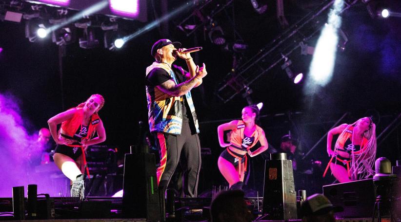 Daddy Yankee se presentó en GEBA y brindó una fiesta reggeatonera para 17 mil fans que pudieron disfrutar una puesta en escena de nivel internacional