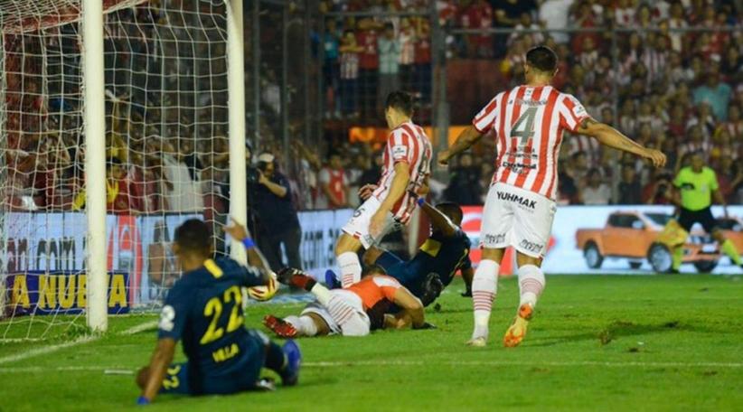 Boca goleó en Tucumán, entró en la Copa Libertadores 2020 y condenó a San Martín al descenso.  Foto: @BocaJrsOficial