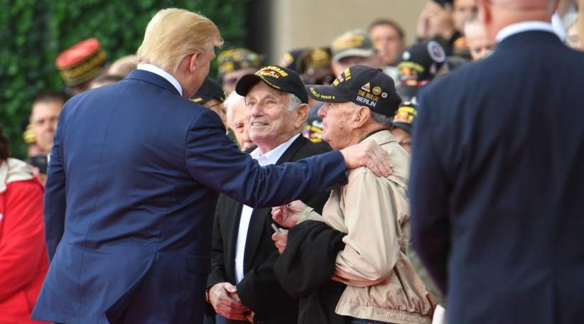 Homenajes a los soldados muertos en el 75 aniversario del desembarco en Normandía