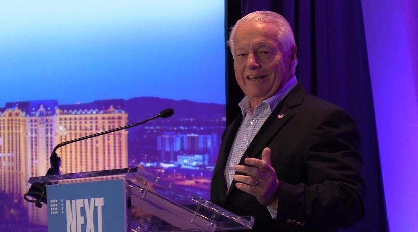 Roger Dow, presidente de la Asociación de Viajes de EE. UU.