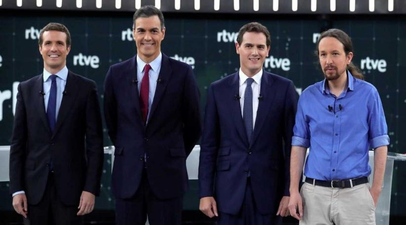 España: Sánchez llamó a Iglesias, Casado y Rivera para conocer posiciones finales