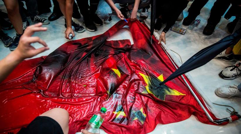 Hong Kong pro-democracy protests turn violent again