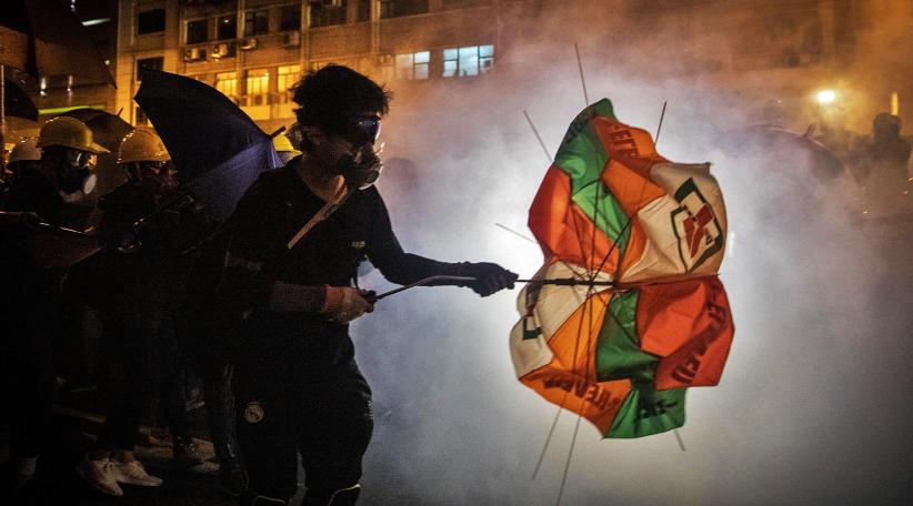 Hong Kong pro-democracy protests turn violent again