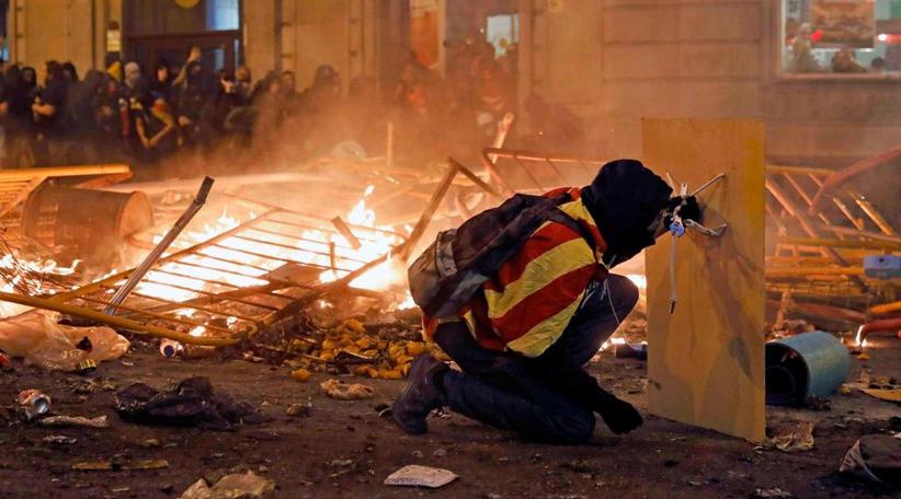 Batalla campal en la Vía Laietana de Barcelona