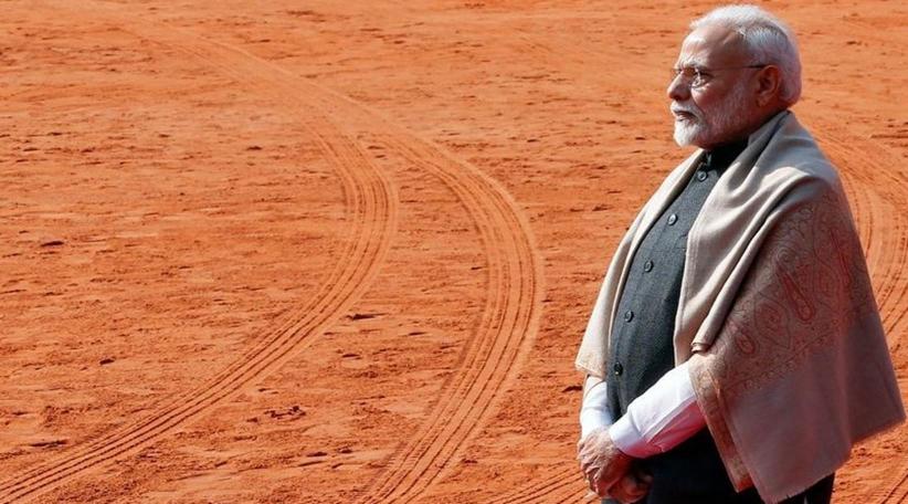 India steps up farm support, offers tax cuts to revive faltering growth