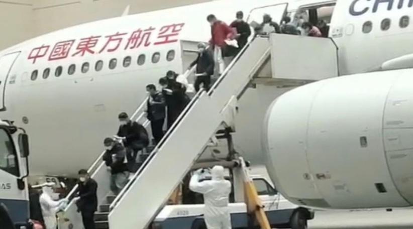 Evacúan a 247 taiwaneses de Wuhan