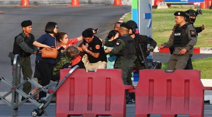 Rogue soldier shot dead after Thai shopping mall massacre