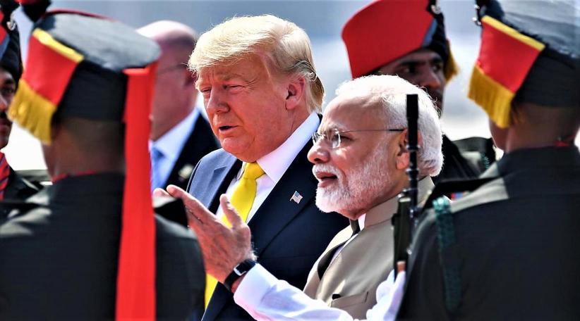  India: Donald Trump hace referencia al cricket y a Bollywood en un acto junto a Modi