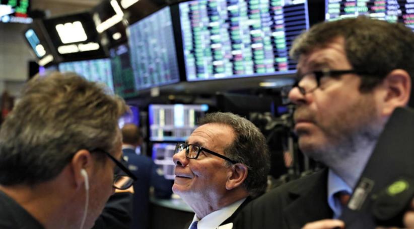 Stocks plunge as Fed's emergency rate cut fails to calm panic