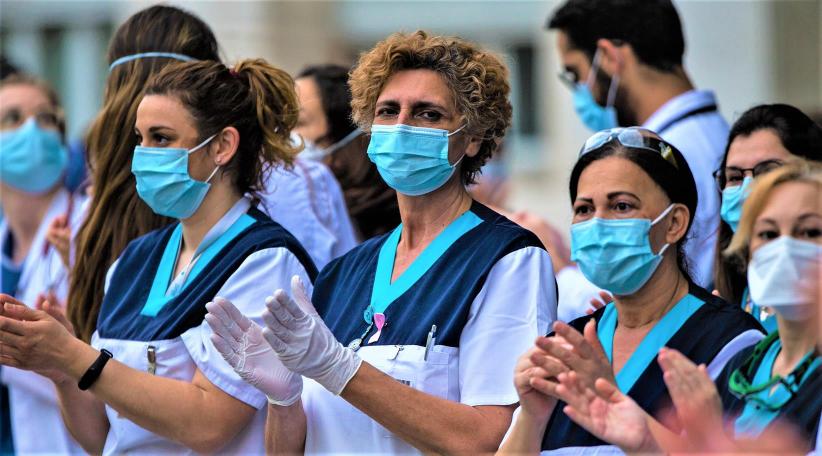 Daily coronavirus death toll falls slightly in Spain