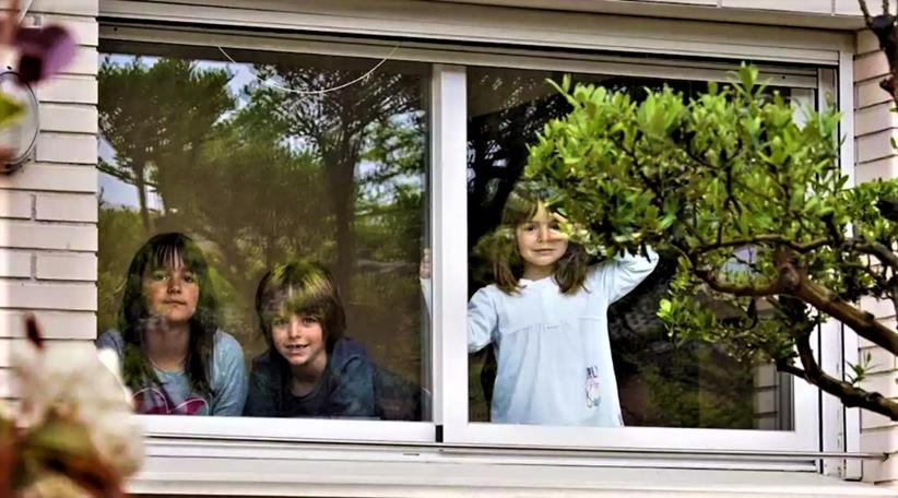 Coronavirus en España: Los niños podrán salir una hora al día de 9 a 21