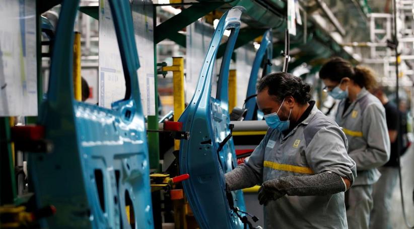 Renault to cut 14,600 jobs as part of €2bn cost-saving plan