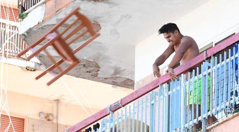 Italia: Crece la tensión y envían soldados a un foco de coronavirus en el sur del país