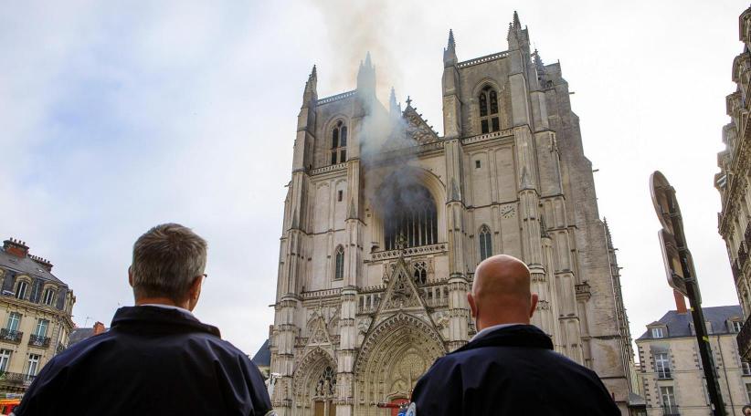 Nantes: Arson suspected in fire at Saint-Pierre-et-Saint-Paul cathedral
