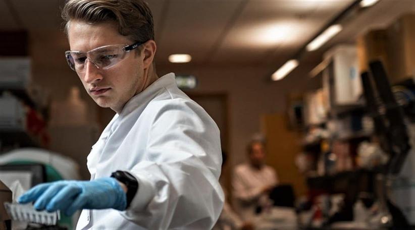 La Universidad de Oxford confirma que la vacuna contra el coronavirus en estudio produce una fuerte respuesta inmune