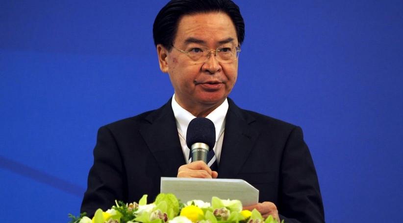 Taiwán le dice a China que "debe retroceder" después que un funcionario chino negará la existencia de la frontera marítima
