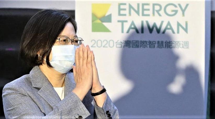 Tsai presenta estrategias para convertir a Taiwán en un centro de "energía verde"