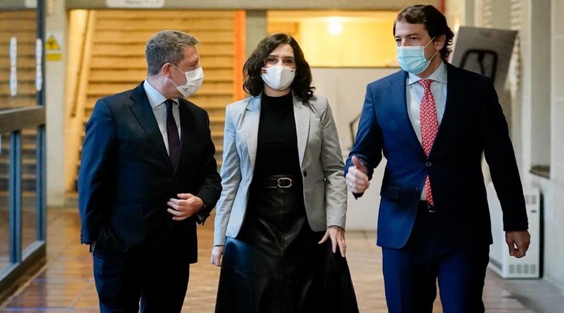 Los gobiernos de Castilla y León y Castilla-La Mancha decretarán el confinamiento perimetral hasta el próximo 9 de noviembre, mientras que Madrid pedirá al Gobierno cerrar únicamente al puente de Todos los Santos.