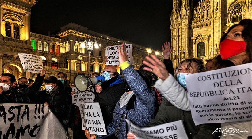 Italia vez más cerca del "encierro generalizado" y una "navidad espiritual"
