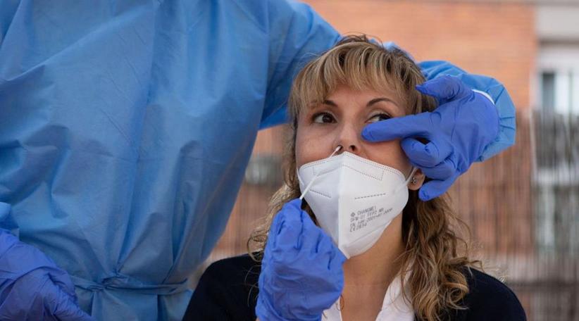 Coronavirus en España: Madrid baja las hospitalizaciones y en Barcelona desciende el riesgo de un rebrote 