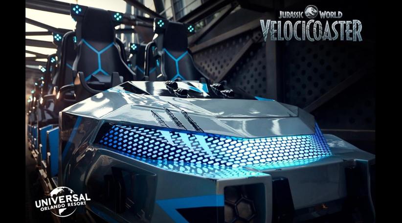 Universal Orlando revela el vehículo de la nueva montaña rusa Jurassic World VelociCoaster 