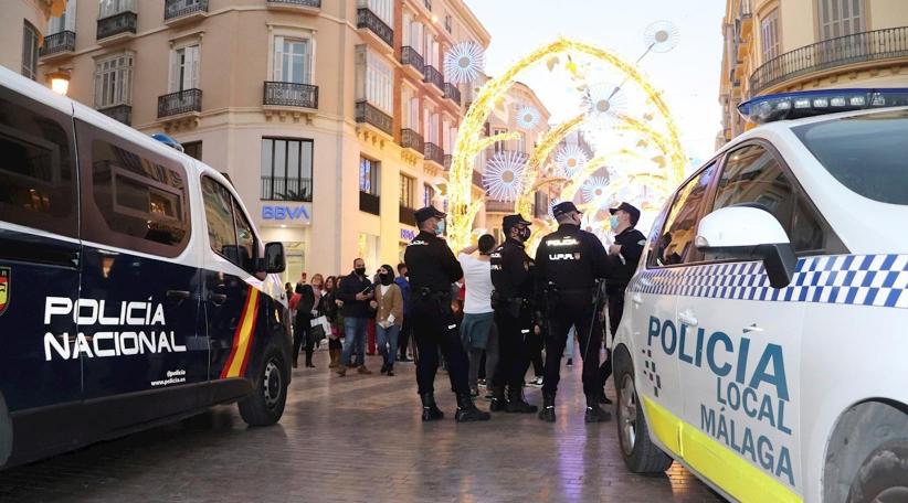 España mantiene las restricciones anticovid al recibir el año 2021