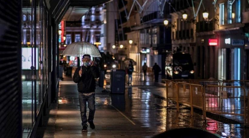 Coronavirus en España: Madrid adelanta el toque de queda y prohíbe las reuniones de no convivientes
