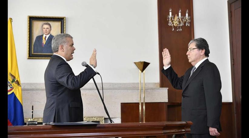  “No puedo expresar el dolor que tengo”, dijo el presidente Duque lamentando la  muerte del ministro Carlos Holmes Trujillo.