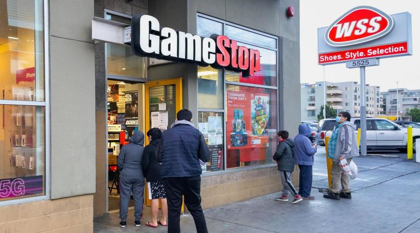 GameStop shares plunge 60% after ban by Robinhood app