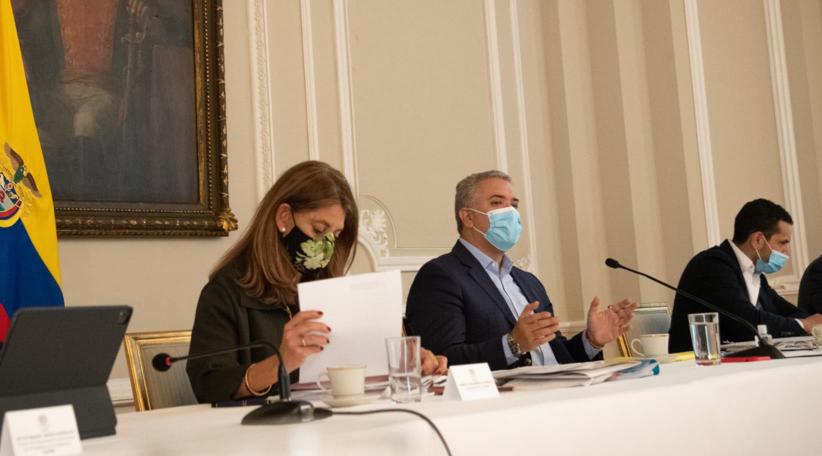 El presidente de Colombia, Iván Duque, dijo el viernes que su reunión con opositores, parte de los esfuerzos iniciales del gobierno para calmar las protestas que se han extendido por todo el país, fue productiva.