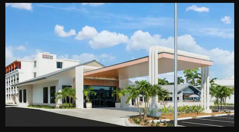 Hilton Garden Inn abre completamente renovado en St. Pete Beach