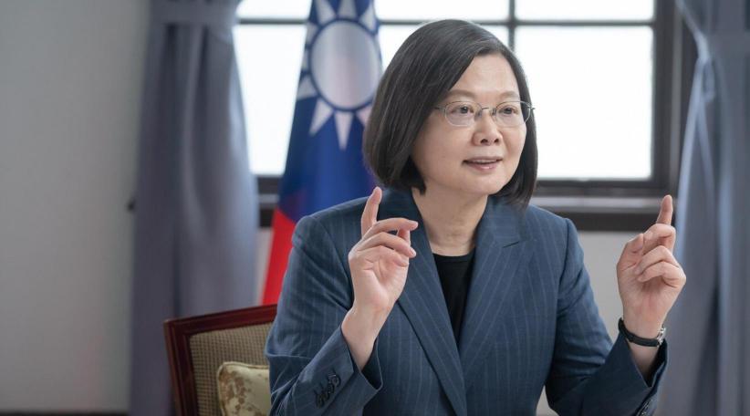 La presidenta Tsai Ing-wen celebró la aprobación de la vacuna COVID-19 desarrollada en Taiwán