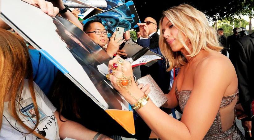  Scarlett Johansson, star of the Marvel superhero movie "Black Widow," sued the Walt Disney  alleging that the company breached her contract when it offered the movie on streaming at the same time it played in theaters.