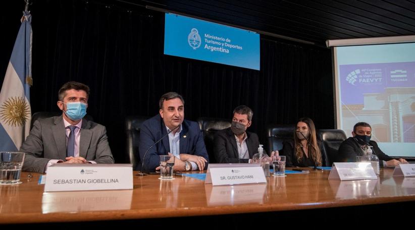  Encabezado por Gustavo Hani, presidente de la Federación Argentina de Asociaciones de Empresas de Viajes y Turismo -FAEVYT- y con el acompañamiento de Matías Lammens, Ministro de Turismo y Deportes de la Nación; Yanina Martínez, Secretaria de Promoción Turística; Fabián Lombardo, Director Comercial de Aerolíneas Argentinas y Sebastián Giobellina, presidente del Ente de Turismo de Tucumán, se presentó el Congreso de Agentes de Viajes 2021 que se realizará el 23 y 24 de septiembre en San Miguel de Tucumán.