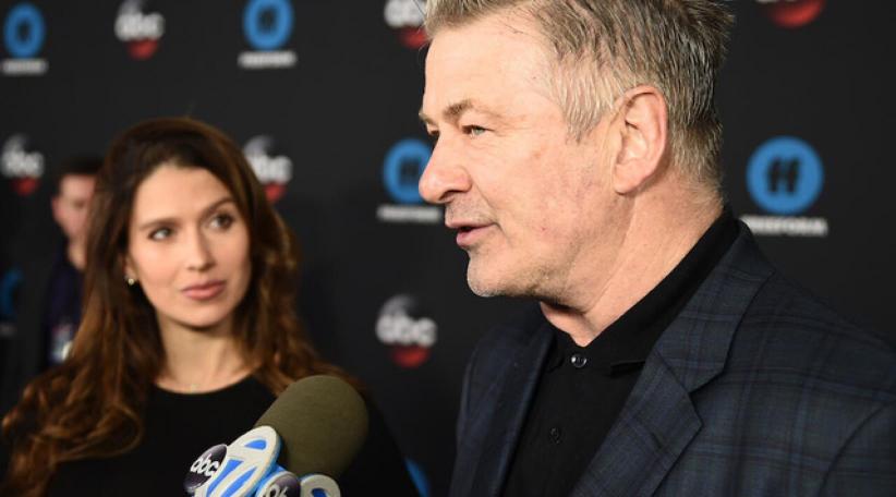"Ella era mi amiga", dice Alec Baldwin entre lágrimas