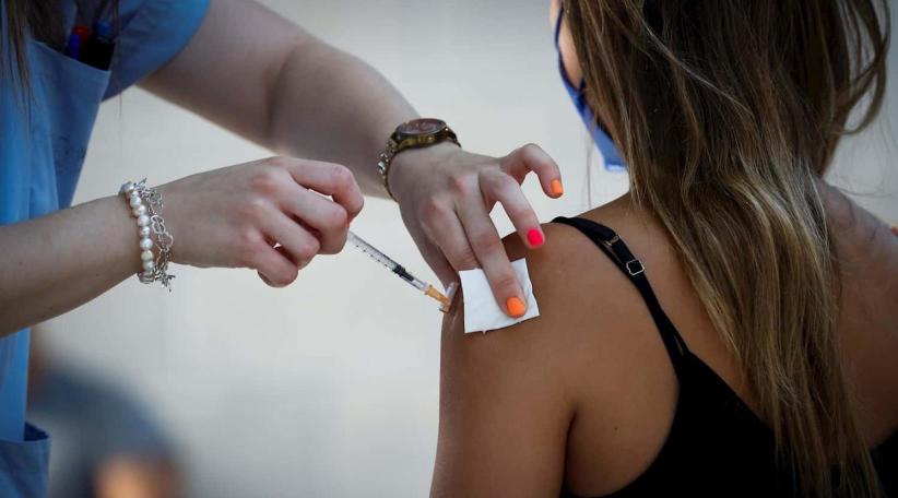 US mandates COVID-19 vaccines or tests for big companies by Jan. 4, 2022