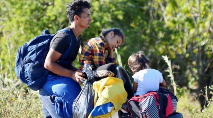 Otra caravana de migrantes avanza por México hacia EEUU